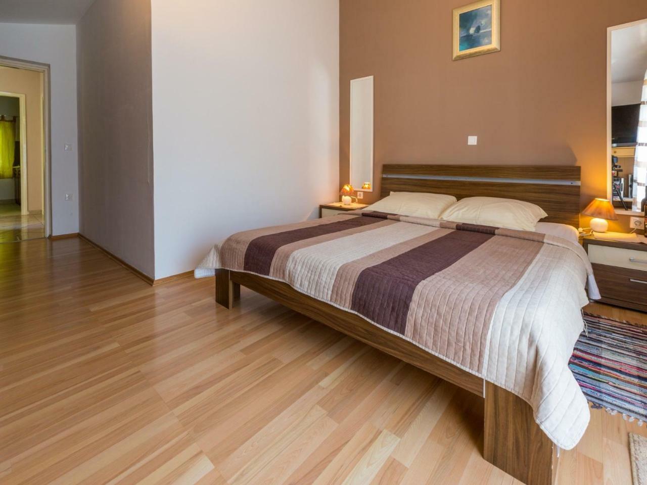 Apartments Adrasteja Dramalj Exterior photo